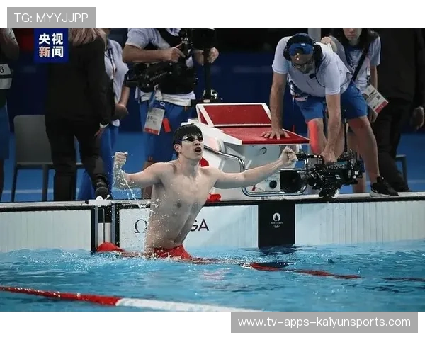 孙杨以0.1秒优势惊险晋级全运会男子400米决赛，孙杨400米破世界纪录夺冠视频