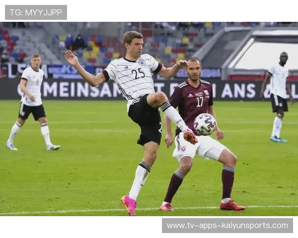 球队在友谊赛中检验新战术并获得实战经验，球队在友谊赛中检验新战术并获得实战经验